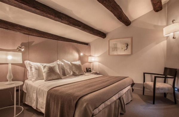 47LuxurySuites - Trevi image 11