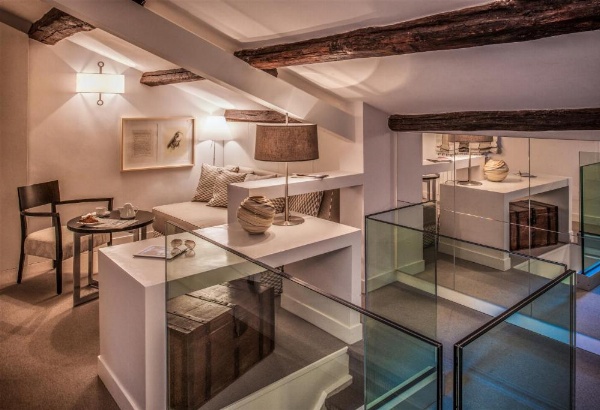 47LuxurySuites - Trevi image 17