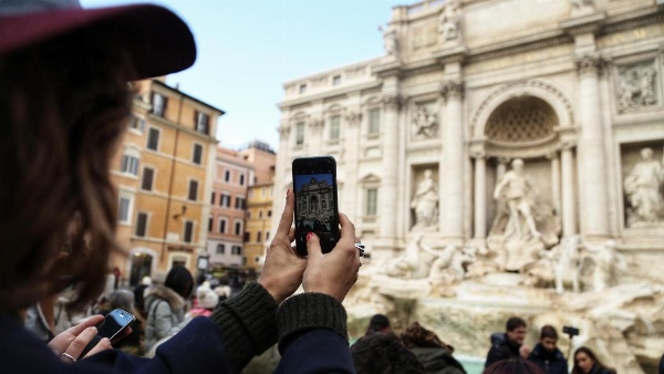 47LuxurySuites - Trevi Main image